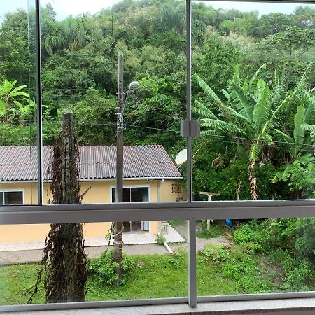 Apartamento Inteiro 3 Quartos No Condominio Solar Das Bromelias 邦比尼亚斯 外观 照片