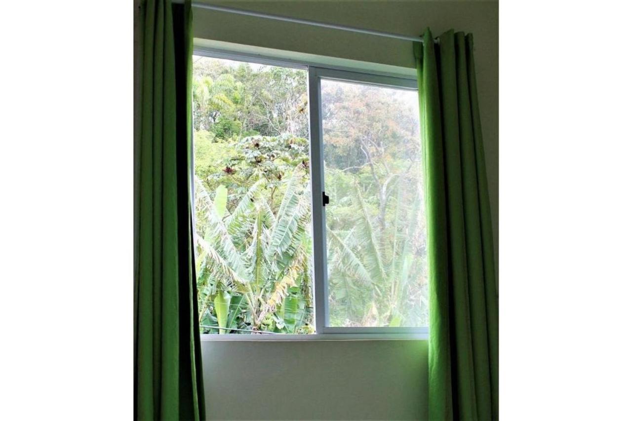 Apartamento Inteiro 3 Quartos No Condominio Solar Das Bromelias 邦比尼亚斯 外观 照片