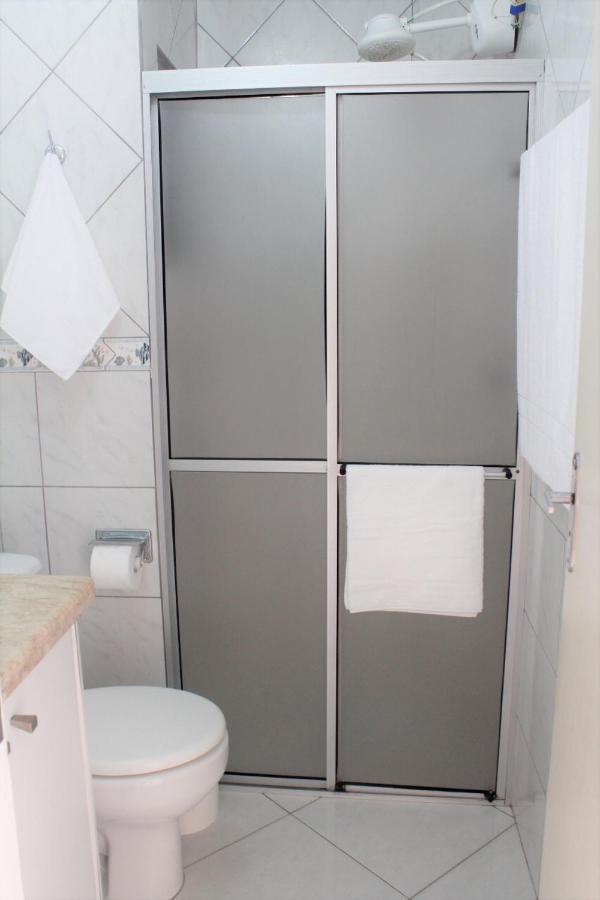 Apartamento Inteiro 3 Quartos No Condominio Solar Das Bromelias 邦比尼亚斯 外观 照片