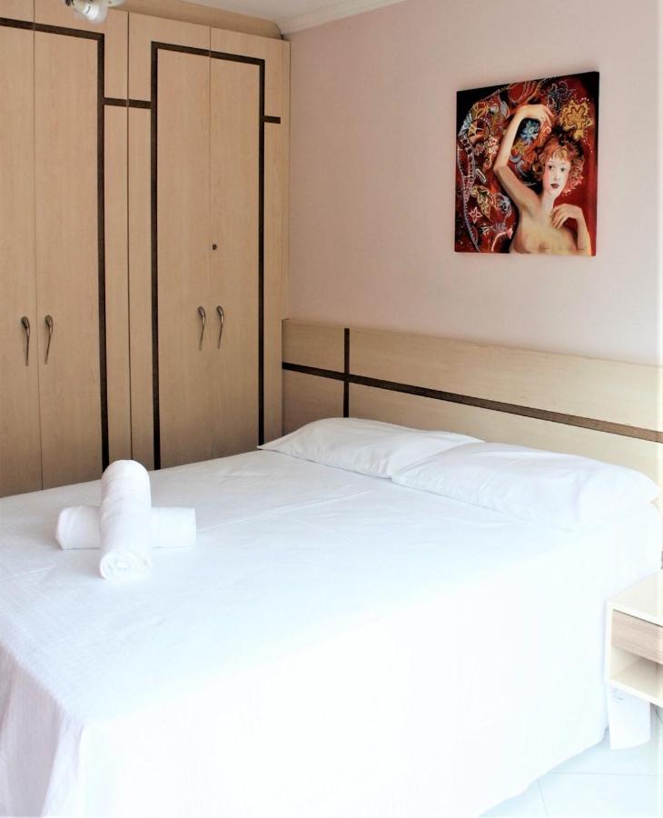 Apartamento Inteiro 3 Quartos No Condominio Solar Das Bromelias 邦比尼亚斯 外观 照片